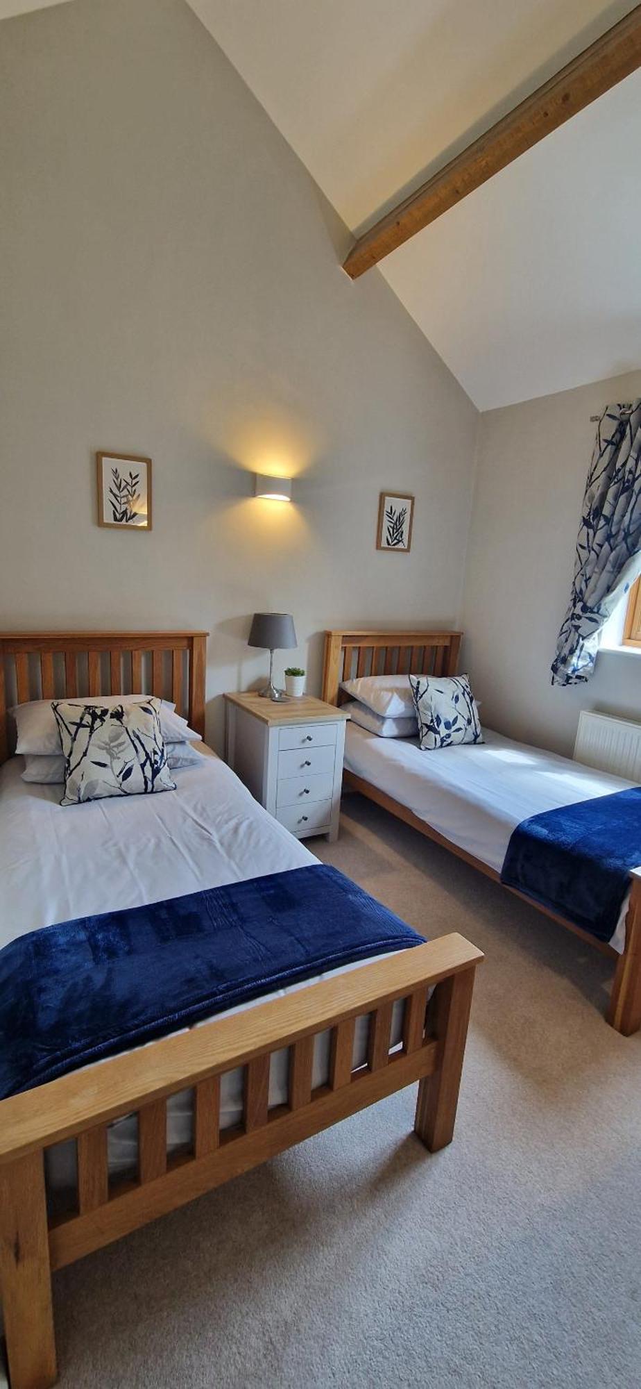 Hook Farm Cottages Royal Wootton Bassett Esterno foto